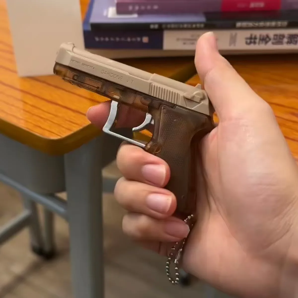 Neuartiger Schock-Scherzartike – Shock Pen Prank Toy Bewertung und Preis